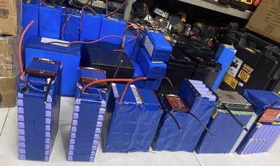 Pin xe điện Lithium 48V 15Ah Xanh. Mua bán Phụ tùng xe tại Huyện Bình Chánh Tp Hồ Chí Minh được đăng bởi Anh Dũng