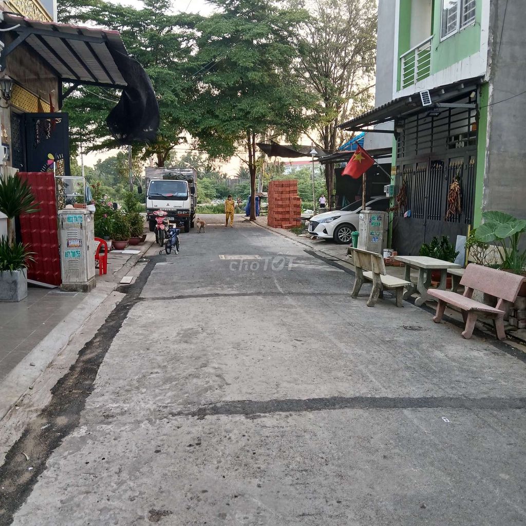 5 tỷ 900 thương lượng, nhà 5 tầng, ôtô vào nhà, 6 phòng ngủ