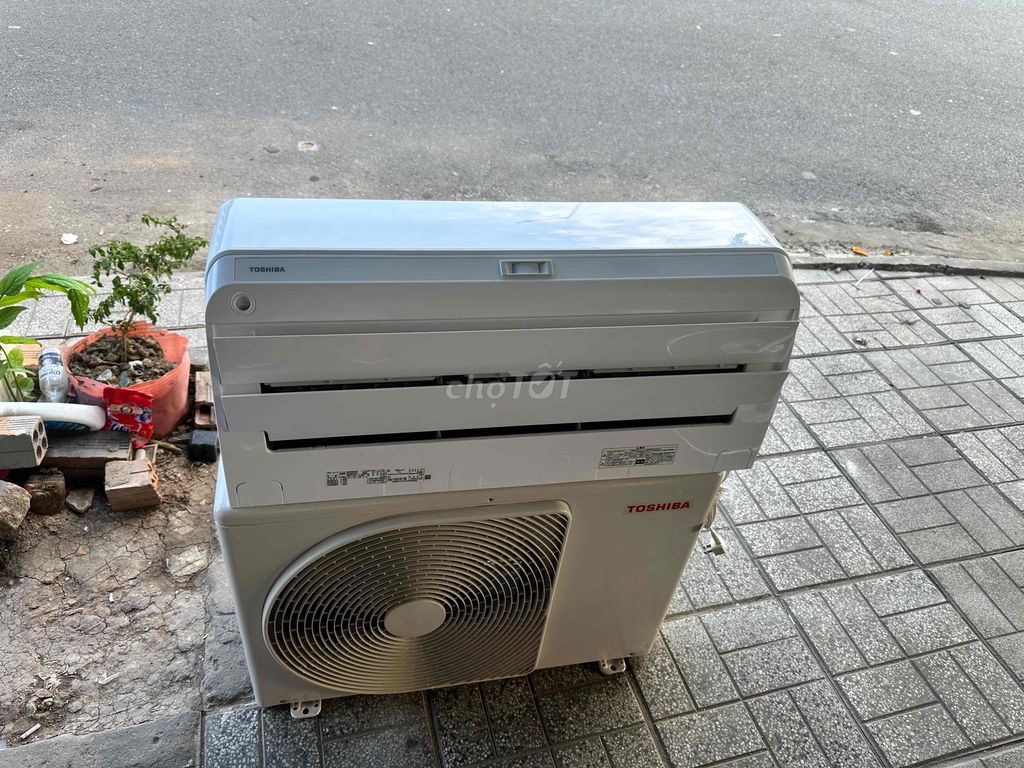 Máy lạnh Toshiba Camera Tiết kiệm điện Khử mùi. Mua bán Máy lạnh, điều hoà tại Thành phố Long Xuyên An Giang được đăng bởi Hậu Nguyễn hình 1