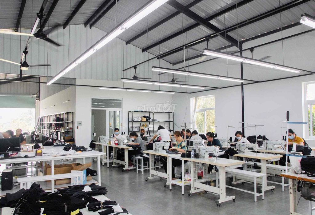 Bán Xưởng Mặt Tiền 2600m2