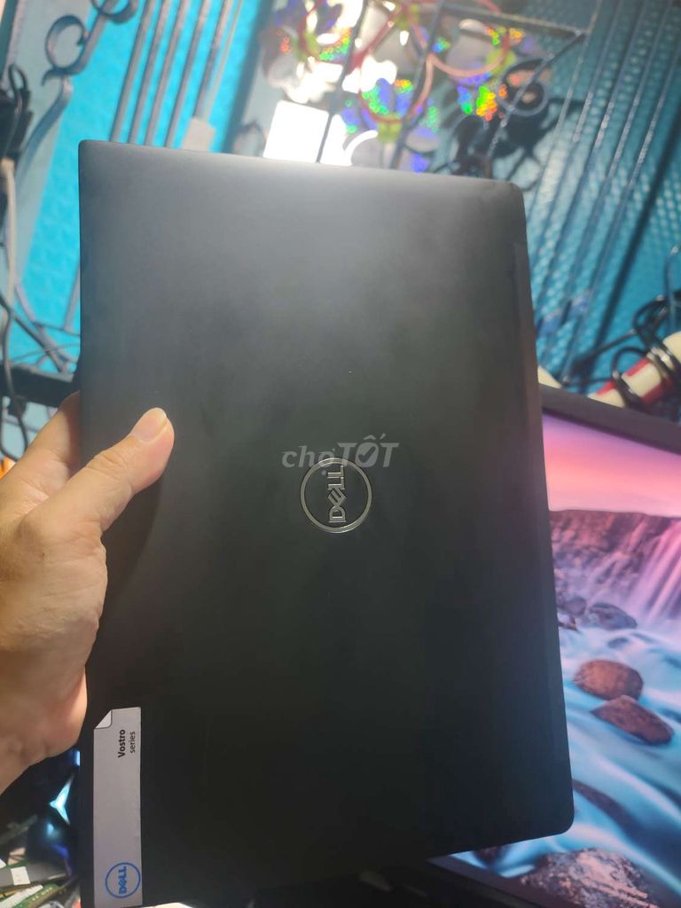 Dell Vostr***0U 8GB/128GB Like New. Mua bán Laptop tại Thành phố Vũng Tàu Bà Rịa - Vũng Tàu được đăng bởi Nguyễn Lộc hình 1