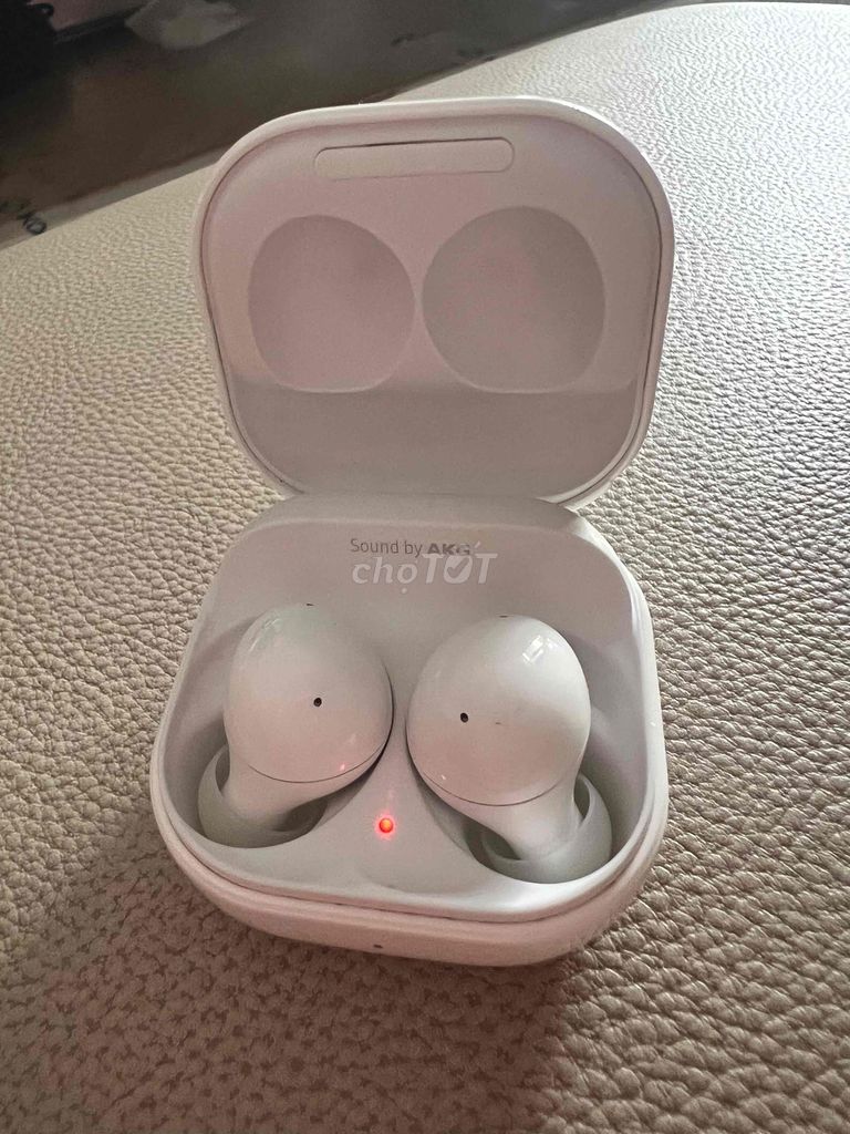 Tai nghe Samsung Buds 2 Trắng Likenew. Mua bán Tivi, Âm thanh tại Quận Ngũ Hành Sơn Đà Nẵng được đăng bởi JR Nguyen hình 1