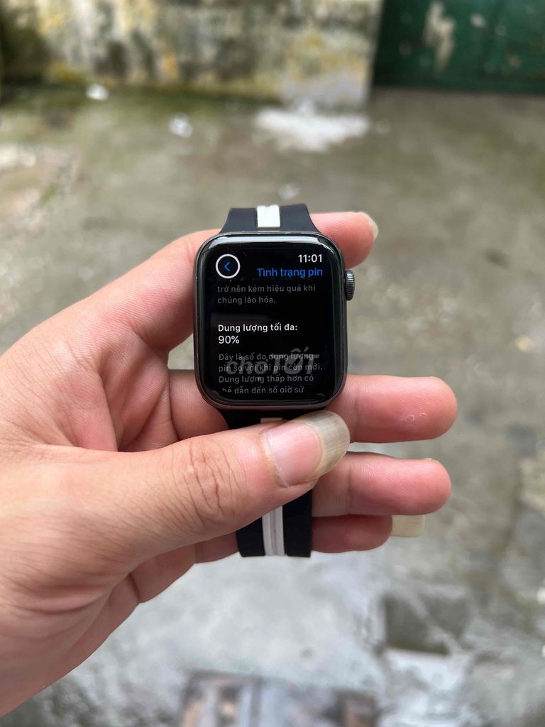 Apple Watch Series 5 Đen Pin 90%. Mua bán Thiết bị đeo thông minh tại Quận Hải An Hải Phòng được đăng bởi Quý Lượng hình 1
