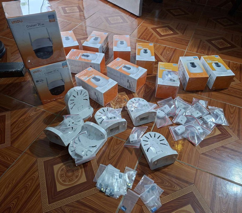 Camera an ninh IMOU TA32 2K Trắng Wi-Fi. Mua bán Máy ảnh, Máy quay tại Thành phố Bến Tre Bến Tre được đăng bởi Tạp Hóa Online hình 1
