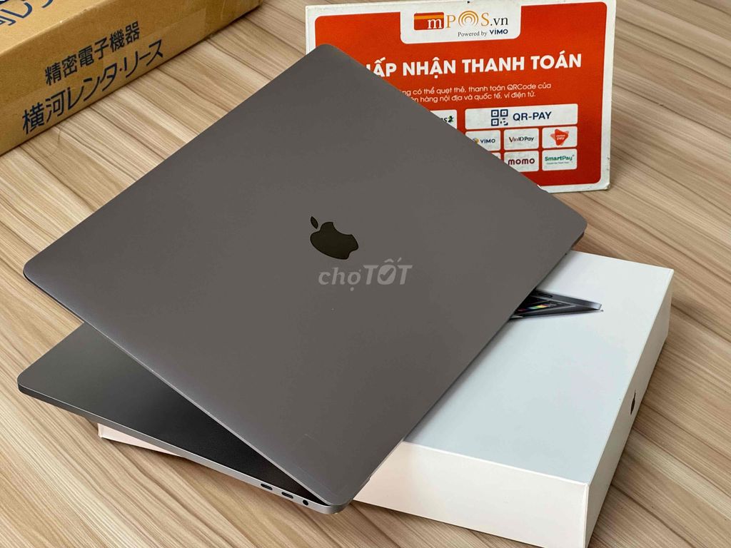 MacBook Pro 2019 - 16 inch , i9 / 32 GB / 512 GB