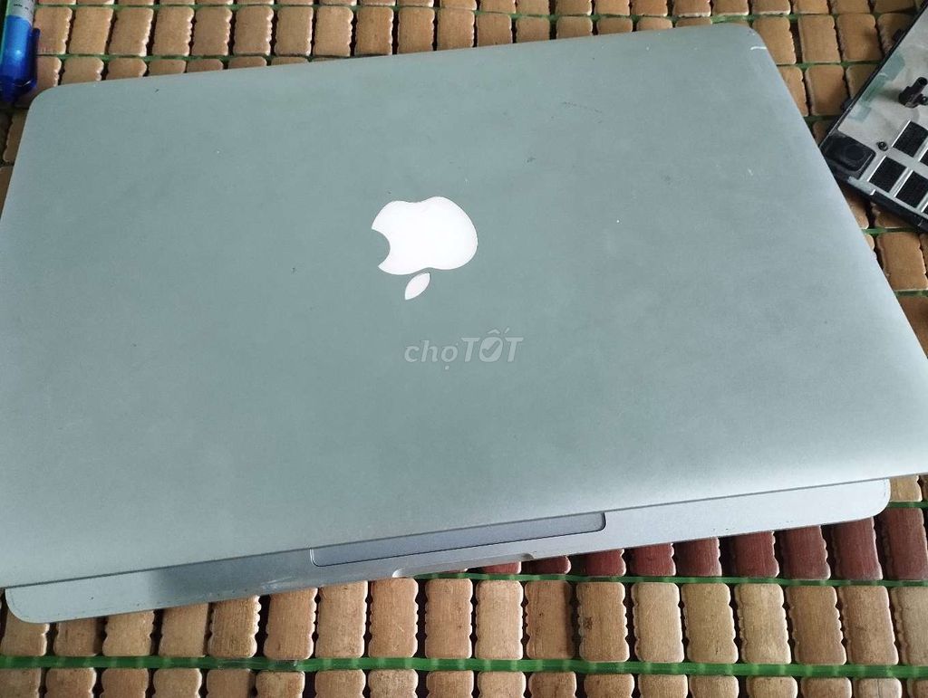 Apple MacBook Pro 2015 i5 Retina 8GB/128GB Bạc. Mua bán Laptop tại Thành phố Tân An Long An được đăng bởi tài hình 1