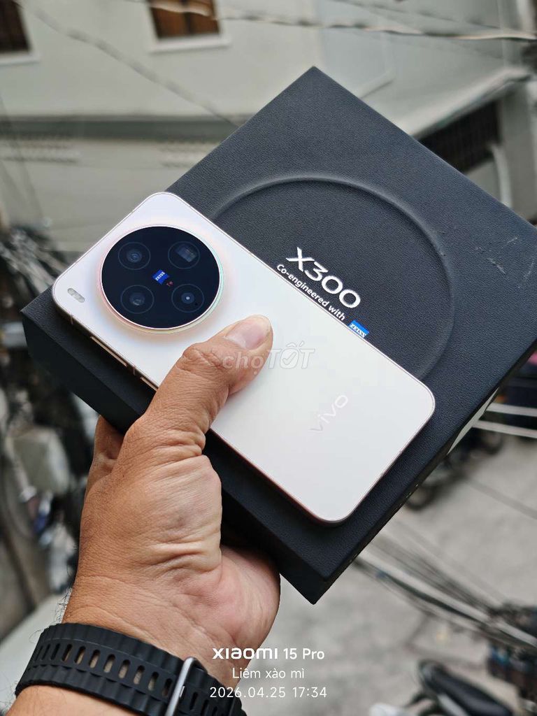 Vivo x300 chính hãng TGDD 12/256 fullbox đẹp 99. Mua bán Điện thoại tại Quận 5 Tp Hồ Chí Minh được đăng bởi thanh liêm hình 1