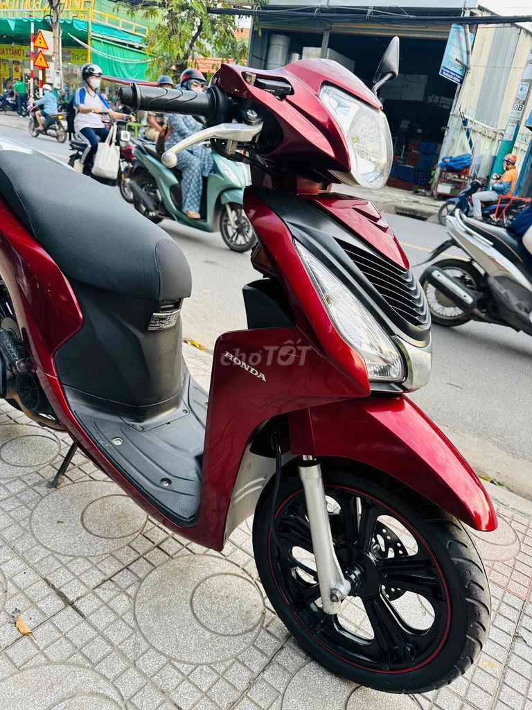 Honda Vision 2017 màu Đỏ. Mua bán Xe máy tại Thành phố Thuận An Bình Dương được đăng bởi xe máy phước thịnh hình 2