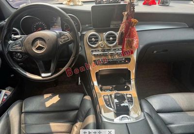Mercedes Benz GLC 250 4Matic 2016 - 745tr. Mua bán Ô tô tại Quận Đống Đa Hà Nội được đăng bởi Halee Will