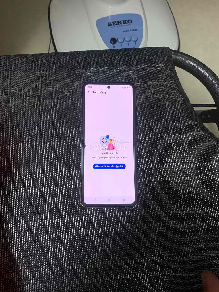 Samsung Z Flip 256GB Vàng. Mua bán Điện thoại tại Quận Tây Hồ Hà Nội được đăng bởi nguyễn hùng phuong hình 1