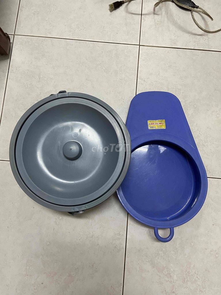 Dụng cụ vệ sinh Duy Thành Nhựa Xám, Xanh. Mua bán Thiết bị vệ sinh, nhà tắm tại Quận Bình Thạnh Tp Hồ Chí Minh được đăng bởi Nguyễn Đăng Thông hình 1