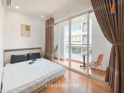 cho thuê phòng Ban Công 30m2 - gần Vạn Hạnh Mall - UEH