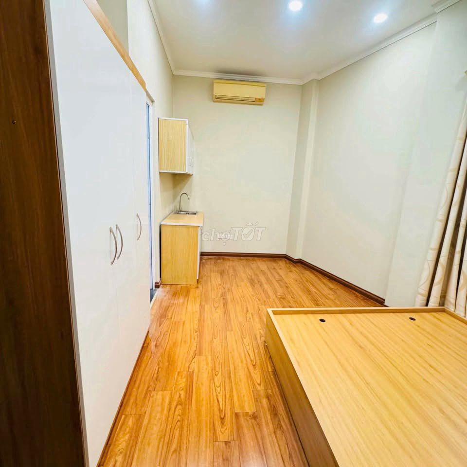 Cho thuê nhà khu vực Giảng Võ, Ba Đình, ô tô đỗ cửa