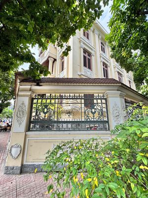 BIỆT THỰ 300m2 VIEW CÔNG VIÊN- CẠNH SÔNG BÌNH LỢI- GIÁ NHỈNH 30 TỶ TL. Mua bán Nhà ở tại Quận Bình Thạnh Tp Hồ Chí Minh được đăng bởi Minh Lê