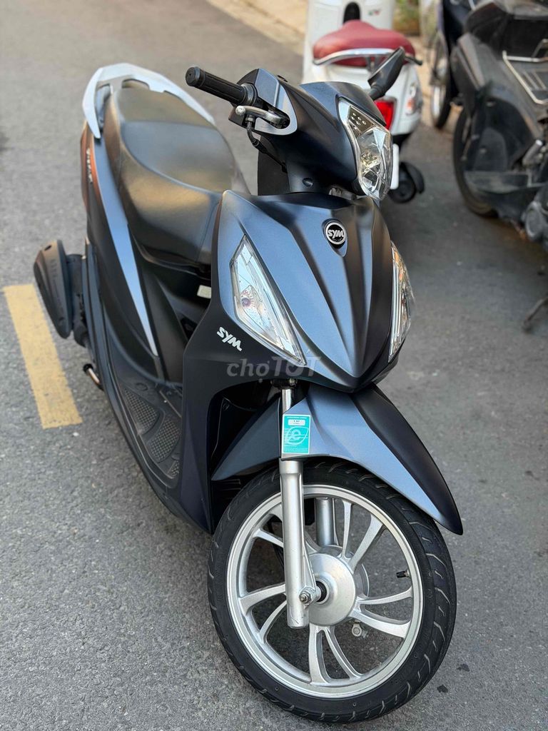 SYM Shark 50 куб. см 2023, черный