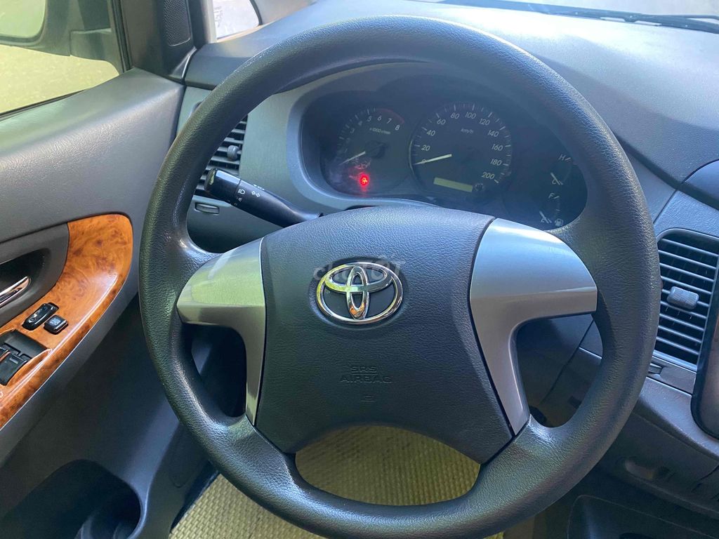 Toyota Innova 2013 2.0E - 150000 km. Mua bán Ô tô tại Huyện Quỳnh Phụ Thái Bình được đăng bởi Đặng văn hưng hình 5