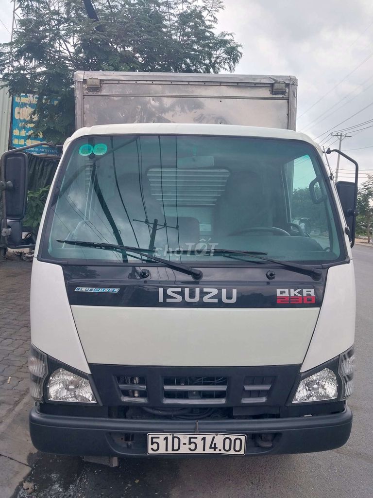 Isuzu đời 2019, tải 2t490, thùng 3m6