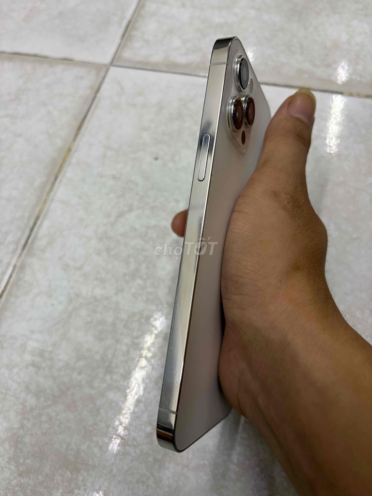 Apple iPhone 12 Pro Max Trắng Đã sử dụng. Mua bán Điện thoại tại Quận Gò Vấp Tp Hồ Chí Minh được đăng bởi Cửa Hàng BT Mobile Chuyên Iphone Quốc Tế Giá Tốt hình 3
