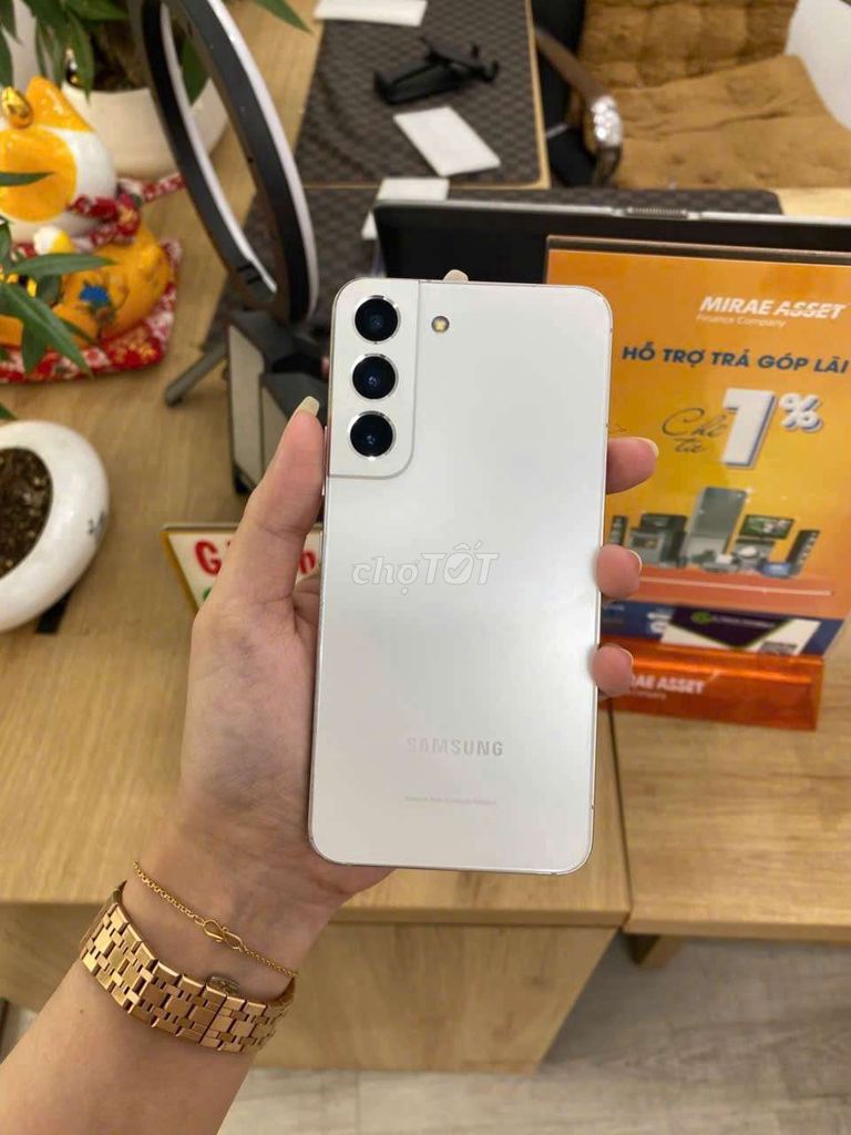 Samsung S22 plus 8/256G Trắng. Mua bán Điện thoại tại Quận 1 Tp Hồ Chí Minh được đăng bởi Minh phương hình 1