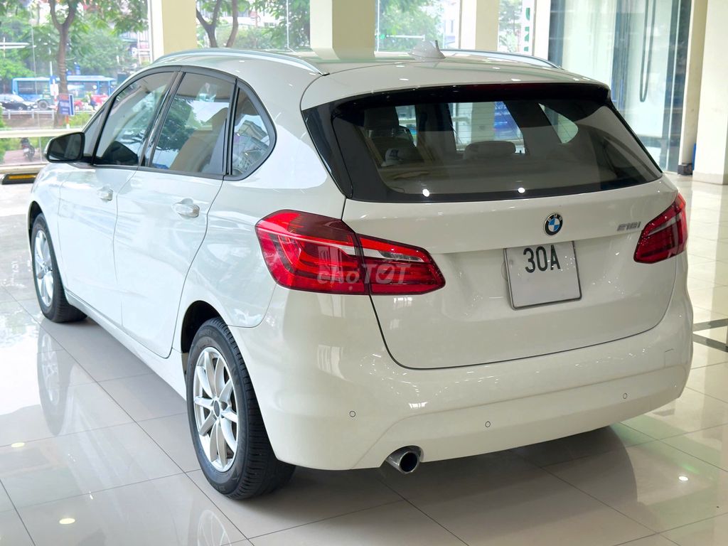 BMW Series 218i 2015 xe nhỏ, thực dụng như xe Nhật. Mua bán Ô tô tại Quận Long Biên Hà Nội được đăng bởi Long Biên Cars hình 7