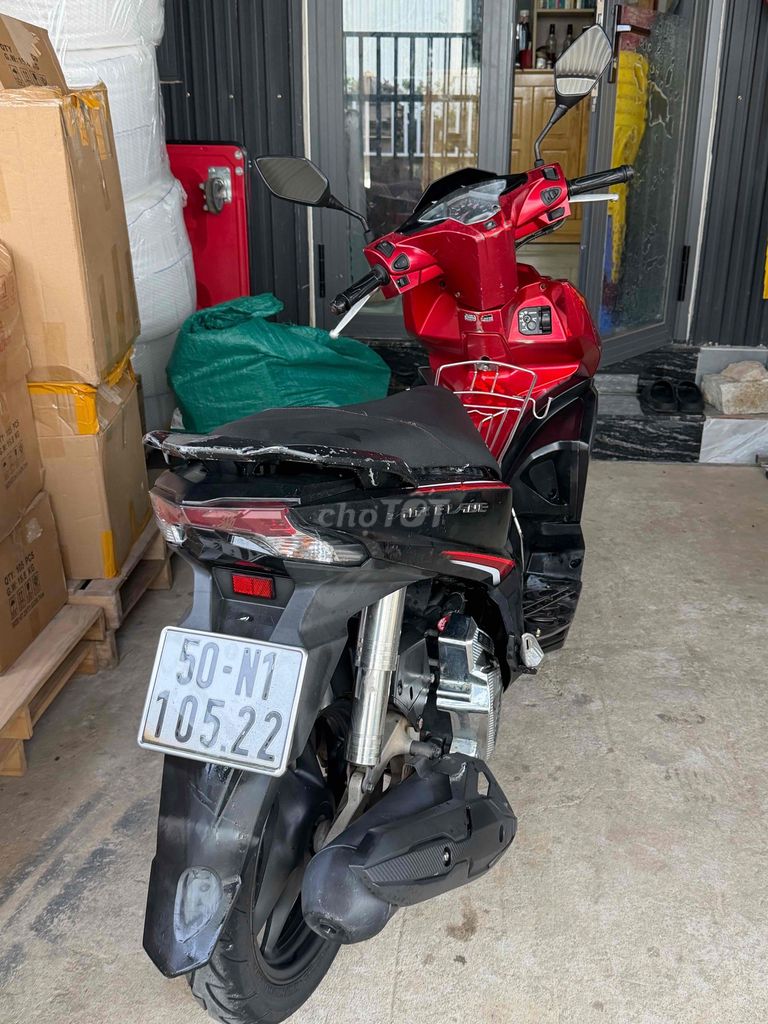 Honda Air Blade 2016 Đỏ đen. Mua bán Xe máy tại Thành phố Đà Lạt Lâm Đồng được đăng bởi Mai Dung hình 2