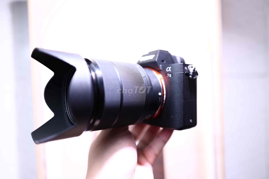 Máy ảnh Sony A7 Mark 2 + lens 28-70 đẹp sưu tầm. Mua bán Máy ảnh, Máy quay tại Thành phố Thuận An Bình Dương được đăng bởi Nguyễn Đình Tú hình 1