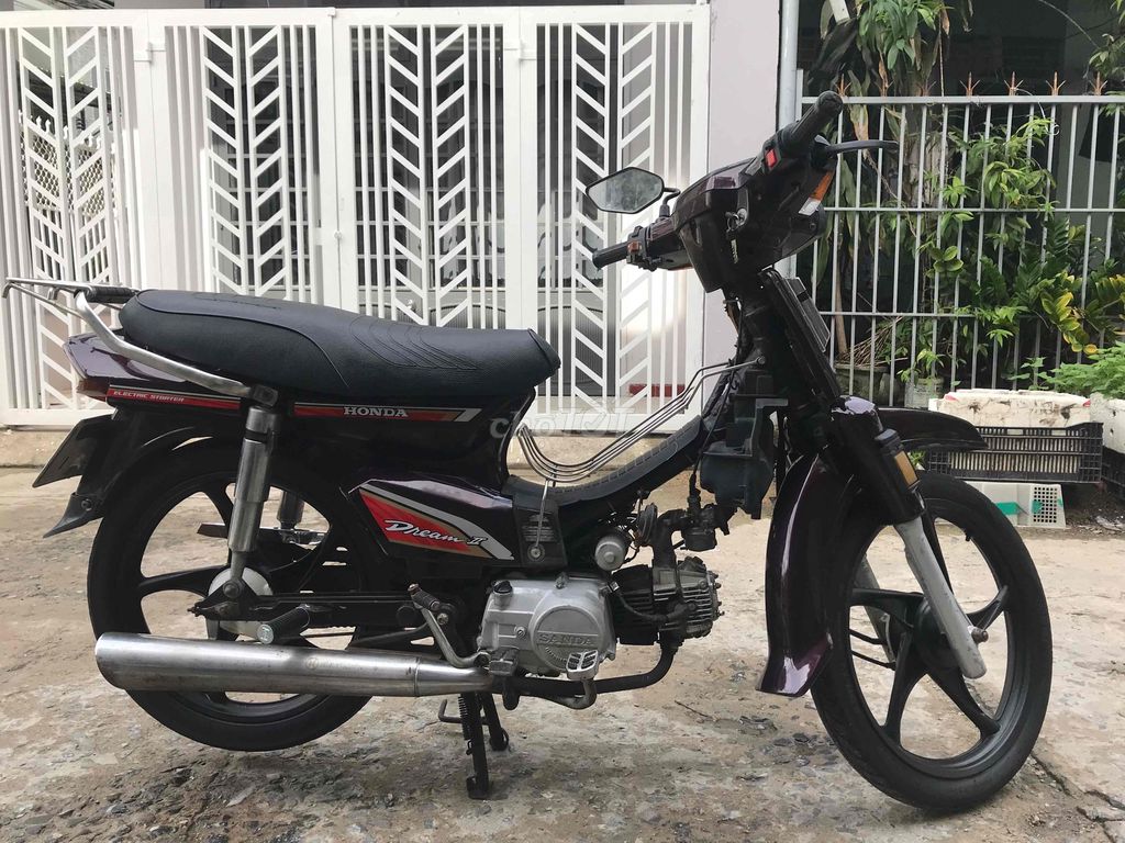 Honda Dream Sanda Nâu