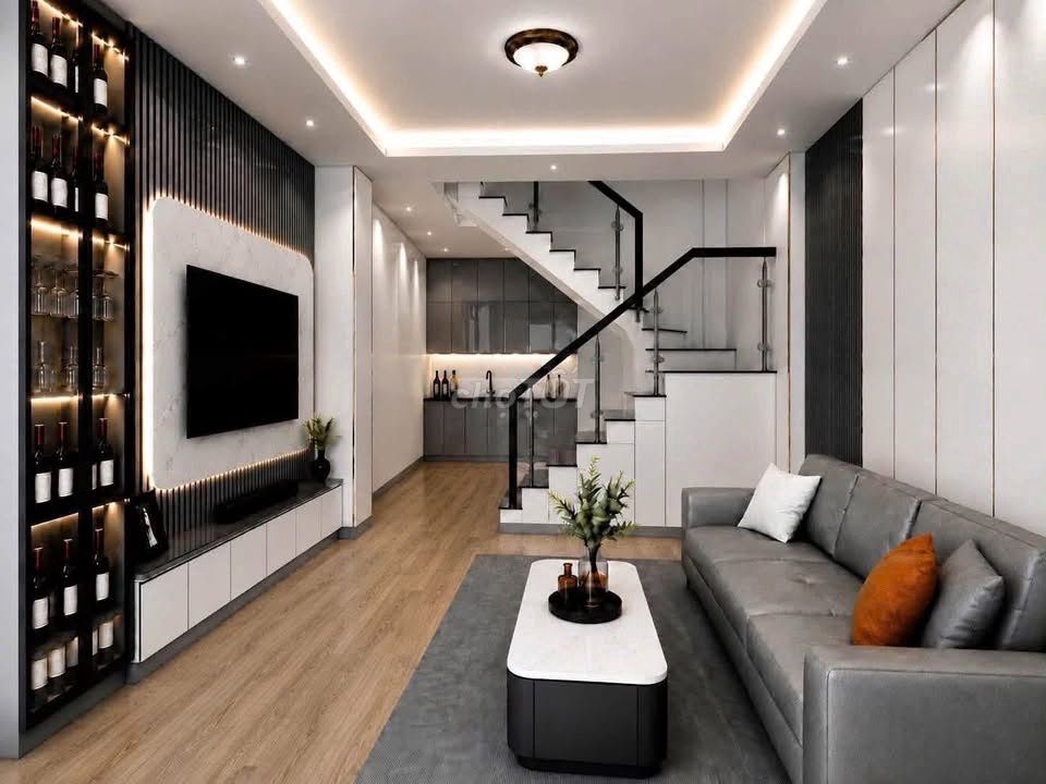 Room in a furnished house off Hoàng Diệu for a female housemate — photo 3