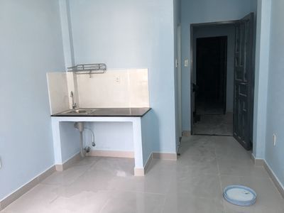 Phòng mới đẹp như hình ngay chợ Bà Chiểu có máy lạnh, máy nước nóng 