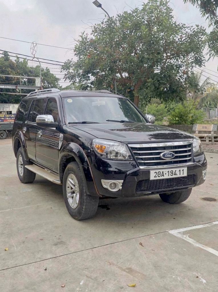 Ford Everest 2.5L 4x2 MT 2009 — 165 млн