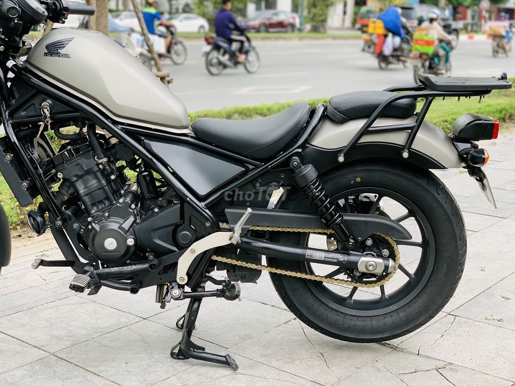 HONDA REBEL 300 CC MÀU ĐEN XÁM 1CHỦ ĐI TỪ ĐẦU 2023. Mua bán Xe máy tại Quận Nam Từ Liêm Hà Nội được đăng bởi HOÀNG ANH hình 3