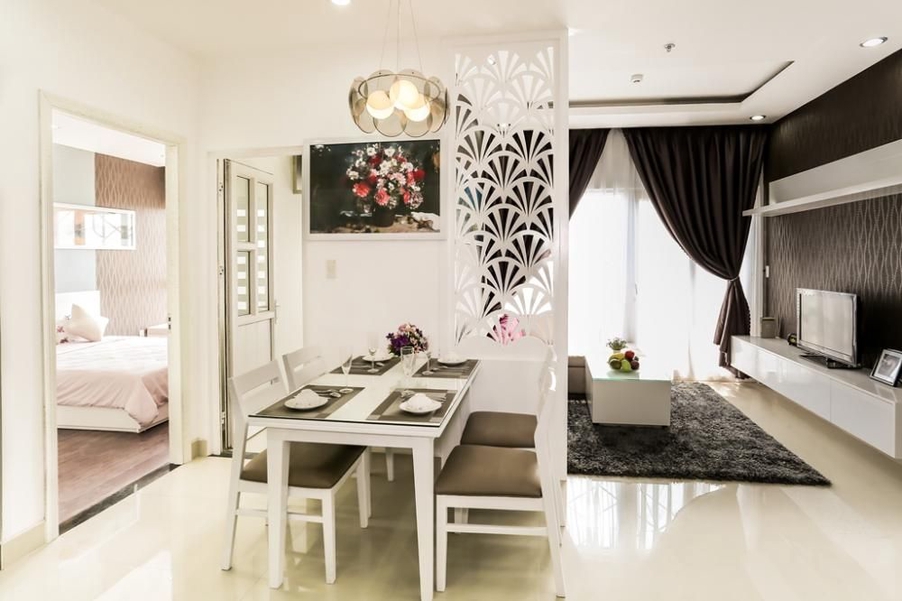 SAMPLE_HOUSE