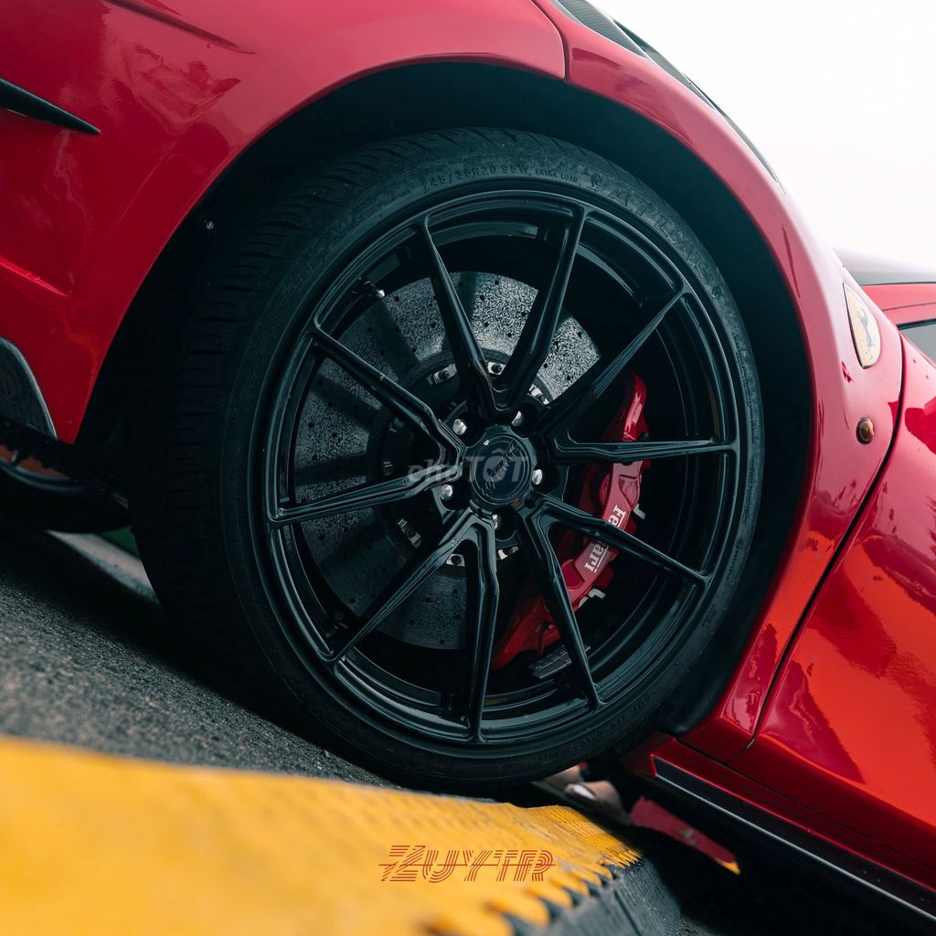 Ferrari 488 GTB biển trắng, đăng kí 2017. Mua bán Ô tô tại Thành phố Thuận An Bình Dương được đăng bởi Thắng Trần Auto hình 2