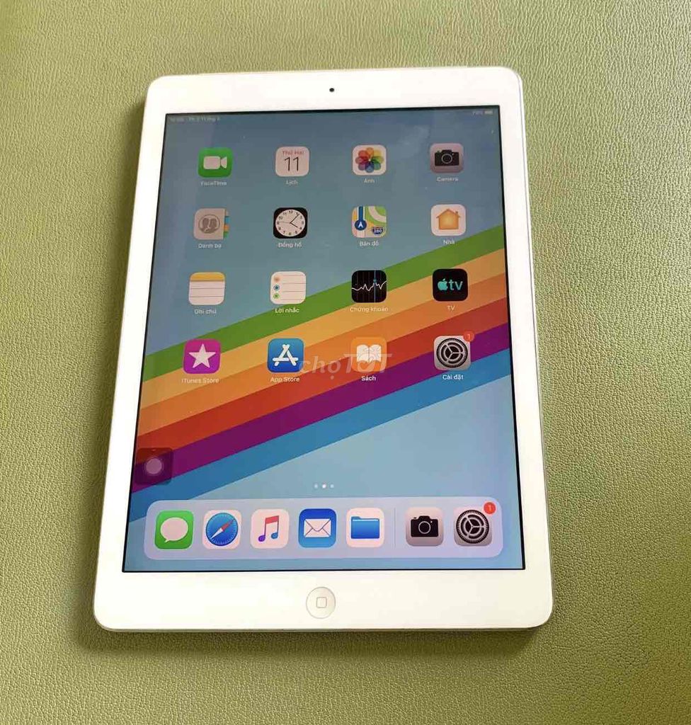 Apple iPad Air 16GB wifi +4gb Đã qua sử dụng. Mua bán Máy tính bảng tại Quận Gò Vấp Tp Hồ Chí Minh được đăng bởi nguyễn minh hình 1