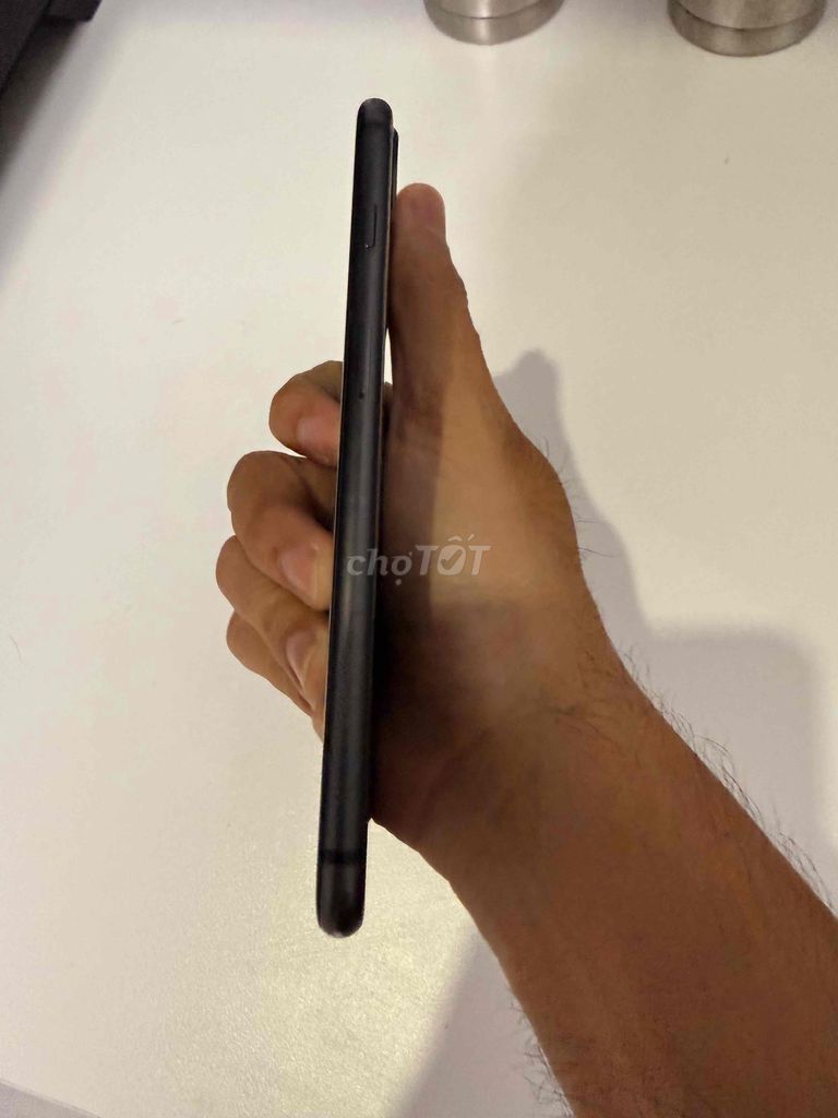 Apple iPhone 8 Plus 64GB Đen Đã sử dụng. Mua bán Điện thoại tại Quận Phú Nhuận Tp Hồ Chí Minh được đăng bởi Pê Hắc hình 1