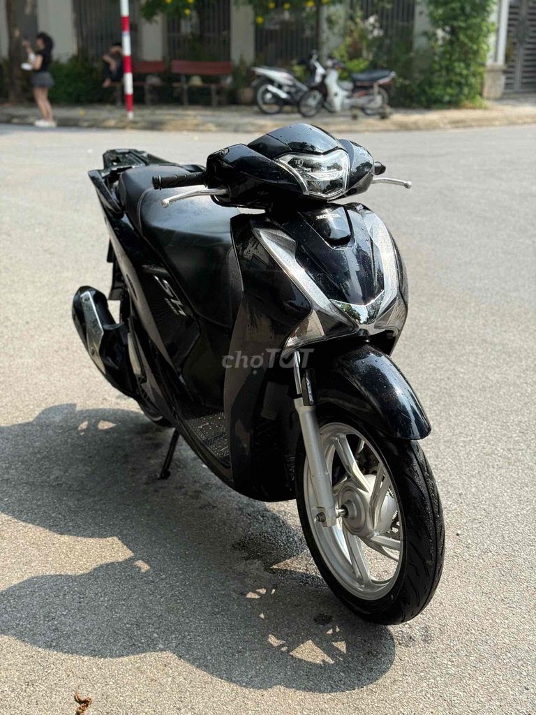 Honda SH 150i ABS 2018 оригинал черный отличный