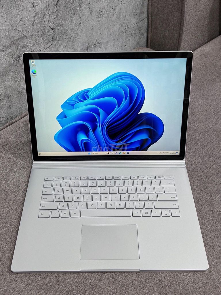 Surface Book 3 i7 13.5 inch 32GB/512GB vga 1650ti. Mua bán Laptop tại Quận Gò Vấp Tp Hồ Chí Minh được đăng bởi Linh Surface Bảo Bảo hình 1