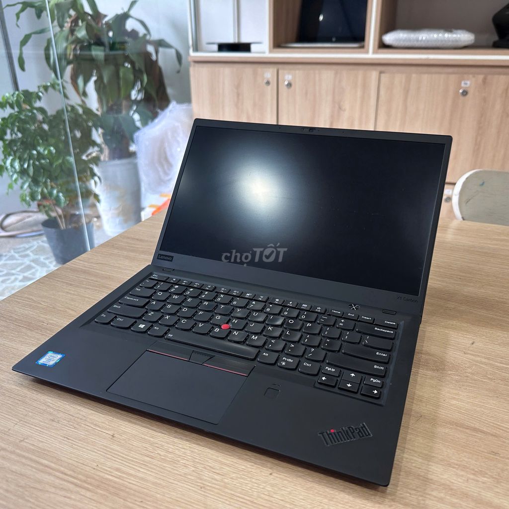 Lenovo Thinkpad X1 Carbon Gen 6 i7-8650U 14 inch. Mua bán Laptop tại Thành phố Thủ Đức Tp Hồ Chí Minh được đăng bởi Nguyễn Ngọc Lâm hình 1
