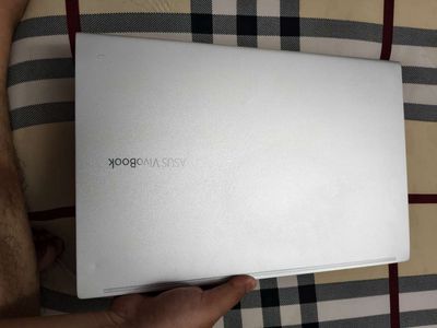 Asus VivoBook i5 gen11 15.6 inch 16GB/256GB