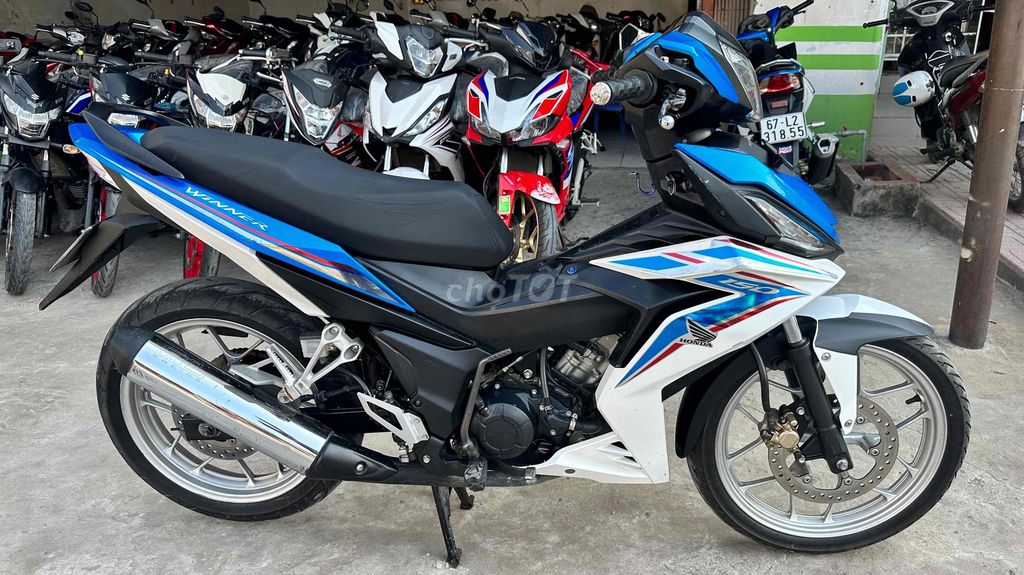 Honda Winner 150 xanh trắng 2016 ( hỗ trợ góp )