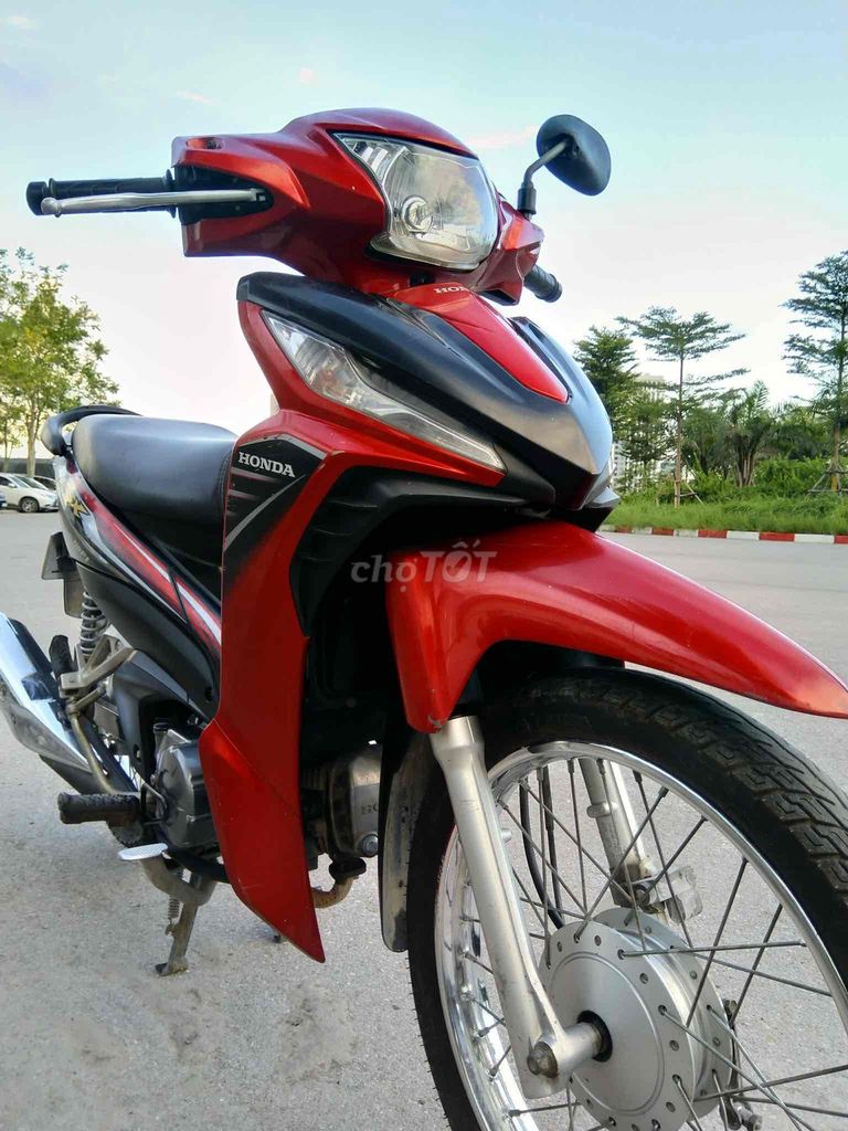 HONDA WAVE RSX Fi 2016 máy zin mới 92%. Mua bán Xe máy tại Quận Nam Từ Liêm Hà Nội được đăng bởi Hà Linh hình 2