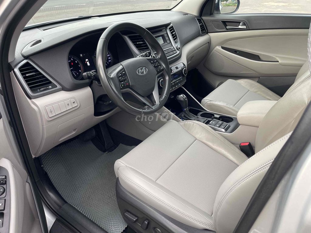 Hyundai Tucson 2016  nhập khẩu bản cao nhất Fun. Mua bán Ô tô tại Huyện Bảo Lâm Lâm Đồng được đăng bởi Van hình 6