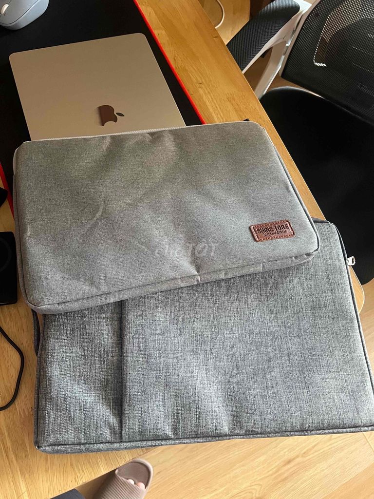 Túi laptop SHINE TORE Vải Xám. Mua bán Túi xách tại Quận Liên Chiểu Đà Nẵng được đăng bởi Võ Thế Tùng hình 1