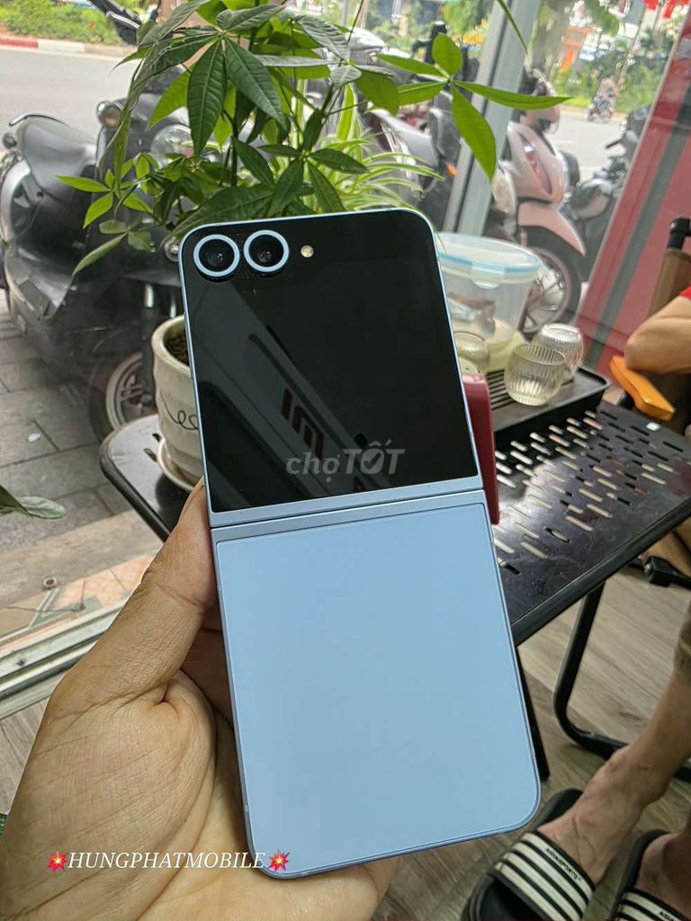 Samsung Z Flip6 5G 256GB Xanh 99% SSVN 2 SIM Zin.. Mua bán Điện thoại tại Quận Đống Đa Hà Nội được đăng bởi HƯNG PHÁT Mobile hình 1