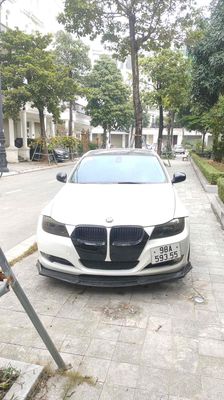 BMW 2010 Trắng 5 chỗ Tự động. Mua bán Ô tô tại Quận Nam Từ Liêm Hà Nội được đăng bởi Trần Văn Tú