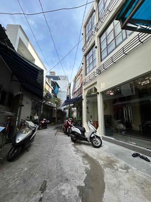Phú Thọ Hòa, Tân Phú - Sẵn sàng dọn vào ở ngay