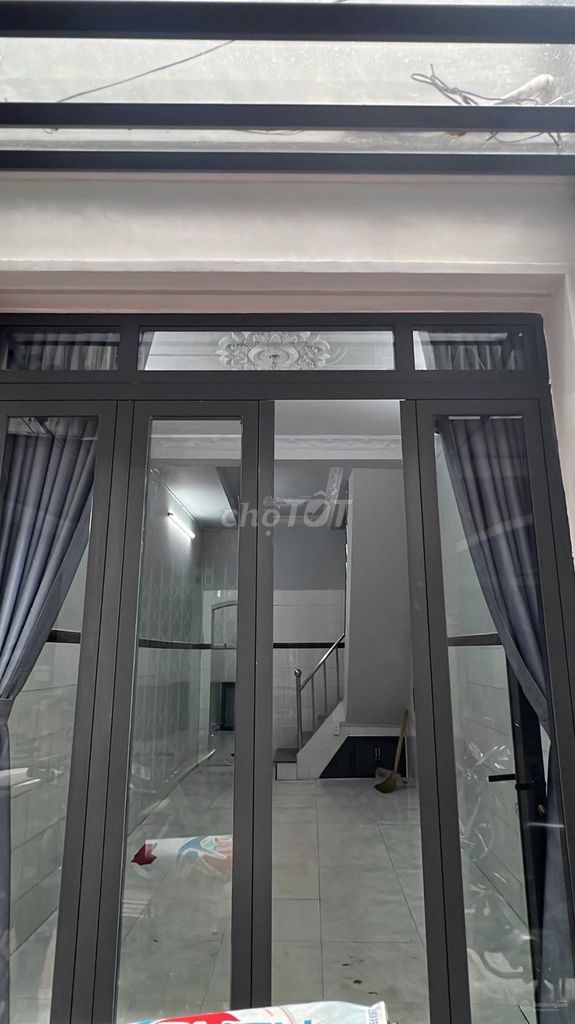 CHO THUÊ NHÀ MỚI PASTEUR P.BẾN NGHÉ QUẬN 1 30M2 3 TẦNG 15TR