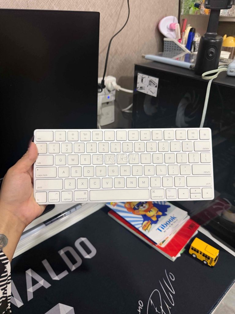 Bàn phím Apple Magic Keyboard 2 Trắng. Mua bán Phụ kiện (Màn hình, Chuột...) tại Quận Tân Bình Tp Hồ Chí Minh được đăng bởi Bích Ngọc Nguyễn hình 1