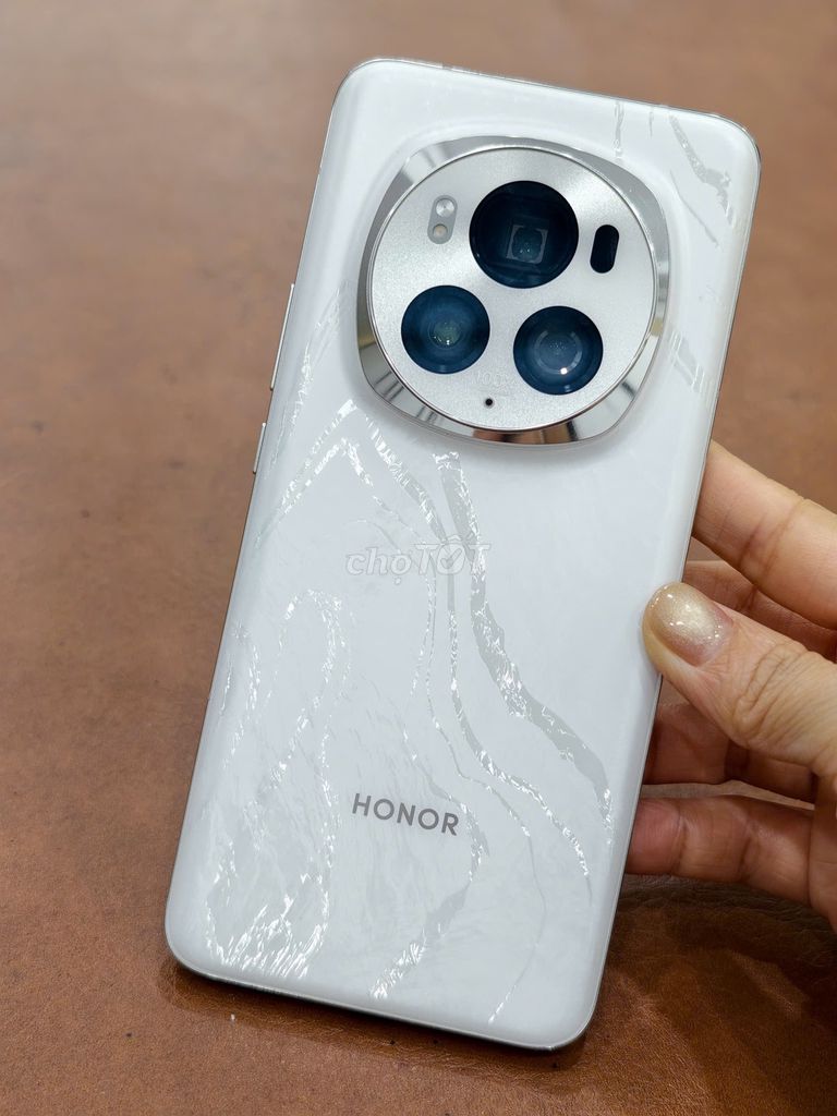 Honor Magic 6 Pro bản nội địa 12-256gb trắng 98%. Mua bán Điện thoại tại Quận Đống Đa Hà Nội được đăng bởi Hn Store hình 1