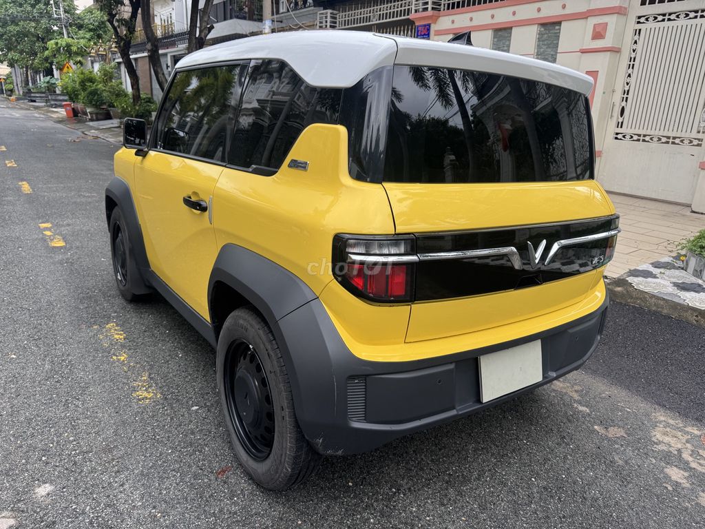 VF3, Màu Vàng, biển số TPHCM, còn RẤT MỚI, sơn zin. Mua bán Ô tô tại Quận Bình Tân Tp Hồ Chí Minh được đăng bởi VÕ LONG HẢI VinFast Chevrolet hình 8